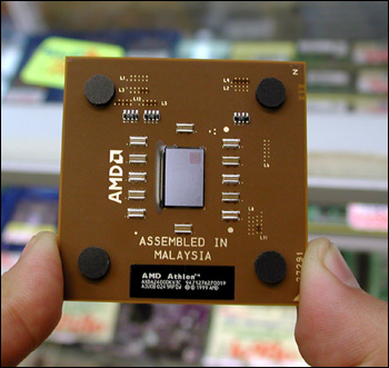 Intel：11月14日正式發(fā)布3.06GHz的Pentium 4處理器-DOIT-數(shù)據(jù)產(chǎn)業(yè)媒體與服務(wù)平臺(tái)