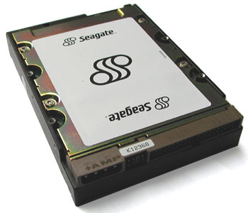 8MB緩存IDE不再神秘，希捷也有8MB版酷魚五硬盤-DOIT-數(shù)據(jù)產(chǎn)業(yè)媒體與服務(wù)平臺