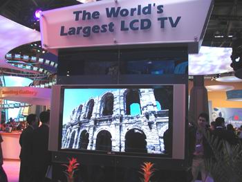 CES 2003：三星電子展示全球最大54英寸液晶電視機(jī) -DOIT-數(shù)據(jù)產(chǎn)業(yè)媒體與服務(wù)平臺(tái)